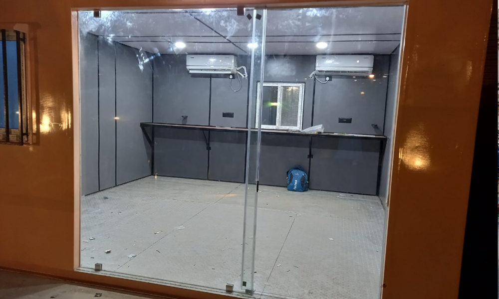 Smoking Room